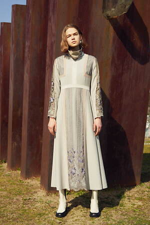 【MURRAL】framed flower dress サイズ1 Framed flower lace dress (Navy)