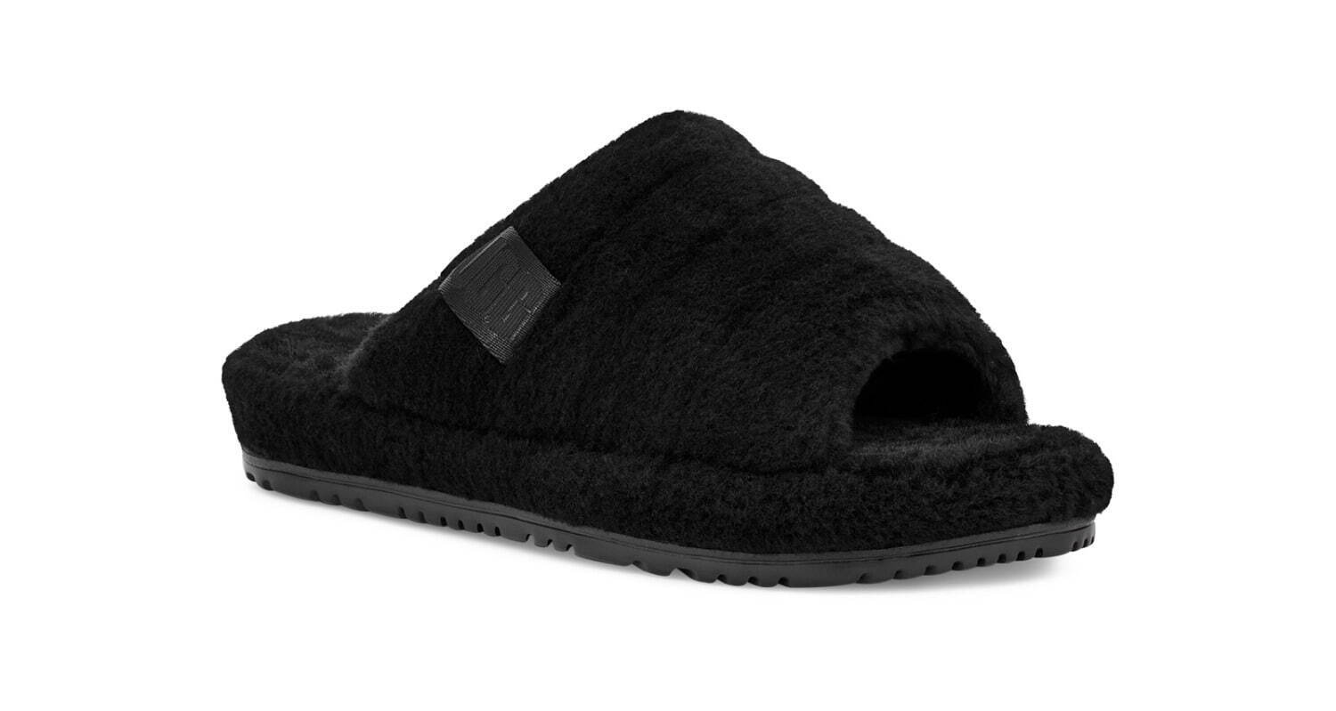 UGG新作メンズサンダル「フラッフ ザット」ベルクロ仕様の