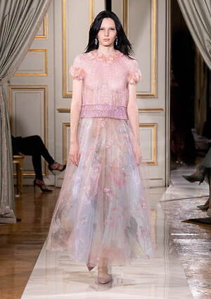 ジョルジオ アルマーニ プリヴェ(GIORGIO ARMANI PRIVÉ) 2021-22年秋冬ウィメンズコレクション  - 写真34