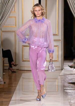 ジョルジオ アルマーニ プリヴェ(GIORGIO ARMANI PRIVÉ) 2021-22年秋冬ウィメンズコレクション  - 写真41