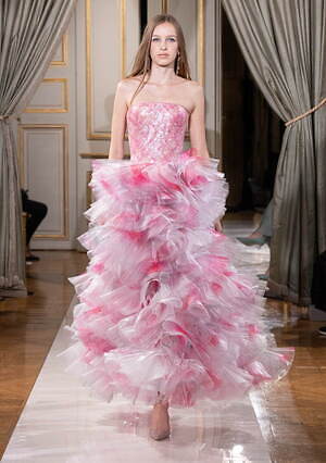 ジョルジオ アルマーニ プリヴェ(GIORGIO ARMANI PRIVÉ) 2021-22年秋冬ウィメンズコレクション  - 写真51