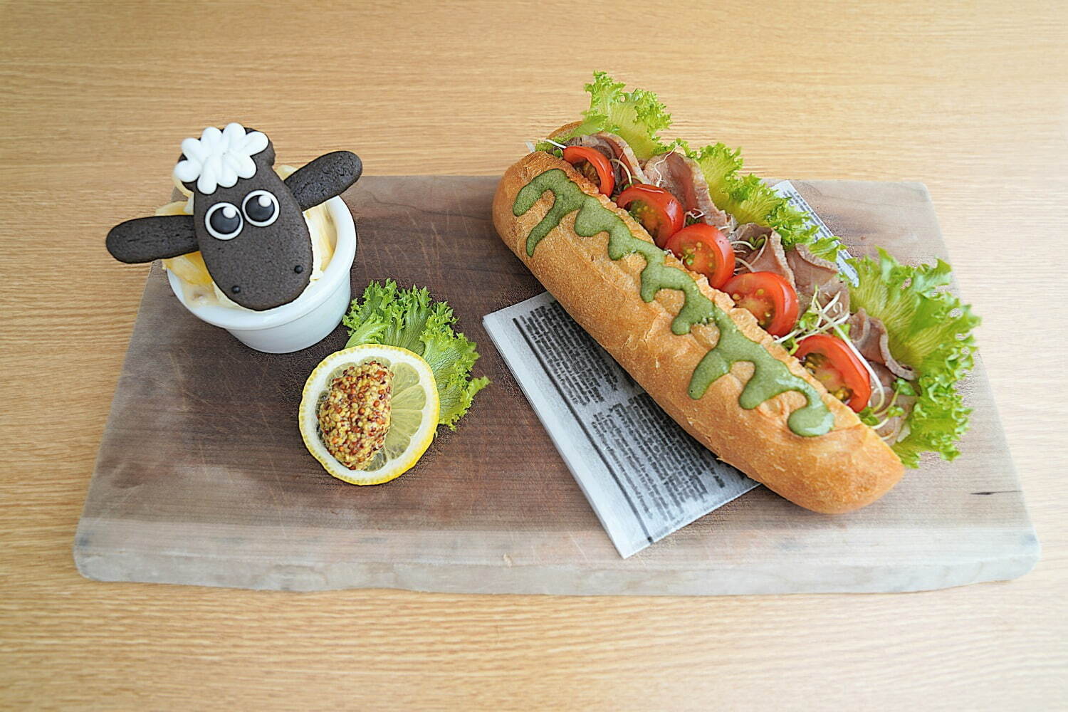 ショーンの特製ローストビーフサンド 1,950円
※2021年7月10日(土)～販売開始予定