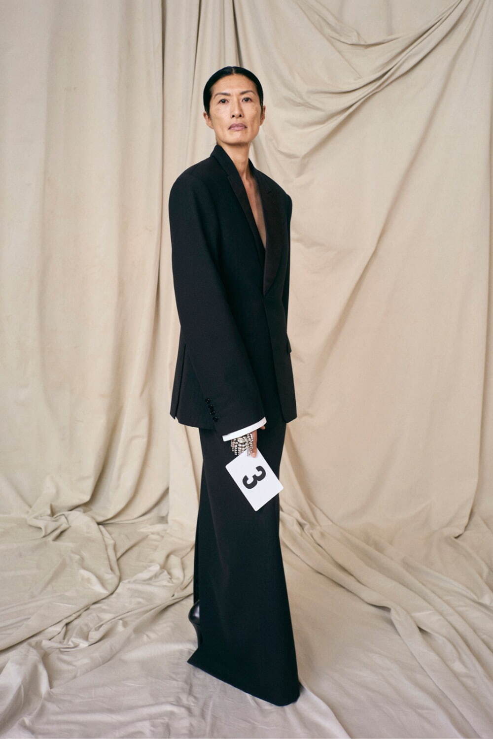 バレンシアガ クチュール(BALENCIAGA Couture ) 2021年冬ウィメンズ&メンズコレクション  - 写真3