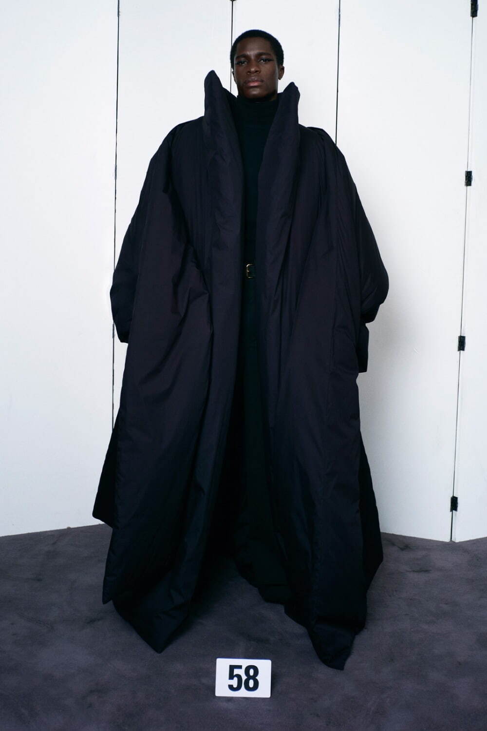 バレンシアガ クチュール(BALENCIAGA Couture ) 2021年冬ウィメンズ&メンズコレクション  - 写真58