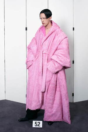 バレンシアガ クチュール(BALENCIAGA Couture ) 2021年冬ウィメンズ&メンズコレクション  - 写真52