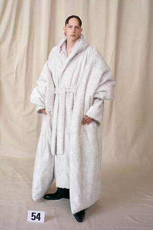 バレンシアガ クチュール(BALENCIAGA Couture ) 2021年冬ウィメンズ&メンズコレクション  - 写真54