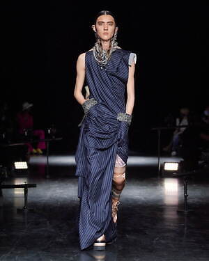 ジャンポール・ゴルチエ バイ サカイ オートクチュール(JEAN PAUL GAULTIER by sacai Haute Couture ) 2021-22年秋冬ウィメンズコレクション  - 写真19