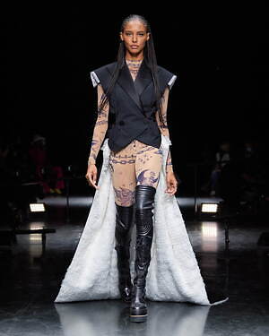 ジャンポール・ゴルチエ バイ サカイ オートクチュール(JEAN PAUL GAULTIER by sacai Haute Couture ) 2021-22年秋冬ウィメンズコレクション  - 写真1