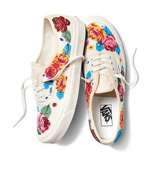 VANS新作スニーカー、ヴィンテージ風スカル&花柄のローカット VANS新作スニーカー、ヴィンテージ風スカル&花柄のローカット