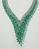 カルティエの新作ハイジュエリー、“パンテール”着想ネックレスや“ピーコック色”リング｜写真2