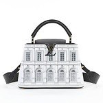 ヴァレンティノ(VALENTINO), フェンディ(FENDI), ディオール(DIOR), ルイ・ヴィトン(LOUIS VUITTON), コーチ(COACH), マーク ジェイコブス(MARC JACOBS), イル ビゾンテ(IL BISONTE), ディーゼル(DIESEL), ポーター(PORTER), トーガ(TOGA), シーバイクロエ(See By Chloé), エンポリオ アルマーニ(EMPORIO ARMANI), ロンシャン(LONGCHAMP), ヴェルサーチェ(VERSACE), トリー バーチ(TORY BURCH), フェラガモ(Ferragamo) 人気ブランド21年秋冬一覧｜写真17