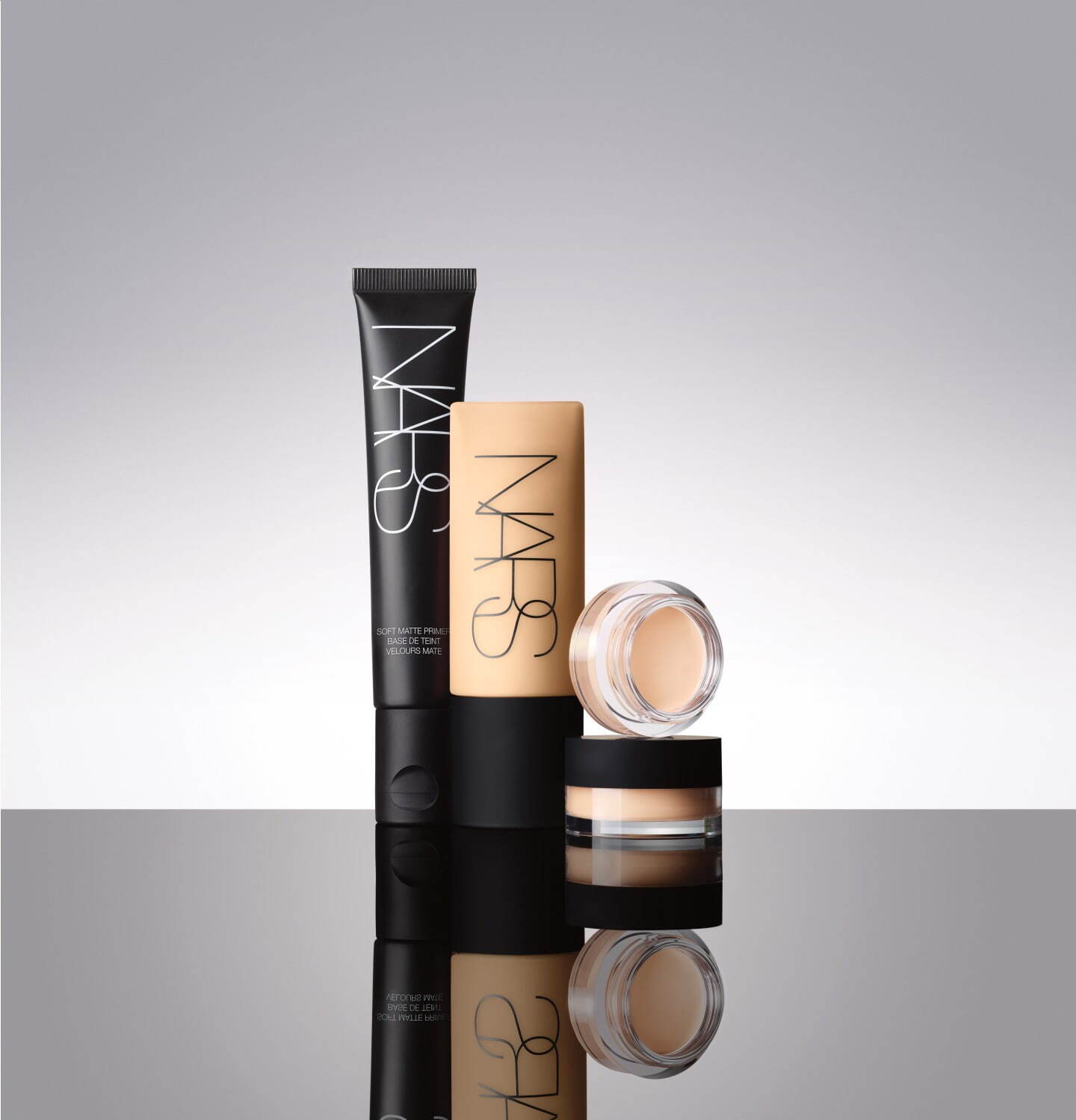 NARS21年冬コスメ“ソフトマット”肌へ導く新化粧下地、軽やかなウォータージェル質感｜写真3