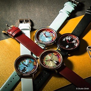 スタジオジブリ作品『千と千尋の神隠し』“道案内のランプ”がインテリアに、セイコーの腕時計も｜写真4