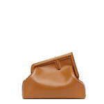 フェンディ、キム・ジョーンズ手掛ける秋冬シーズンの新作バッグ＆シューズ“F”ロゴを大胆に配して｜写真7