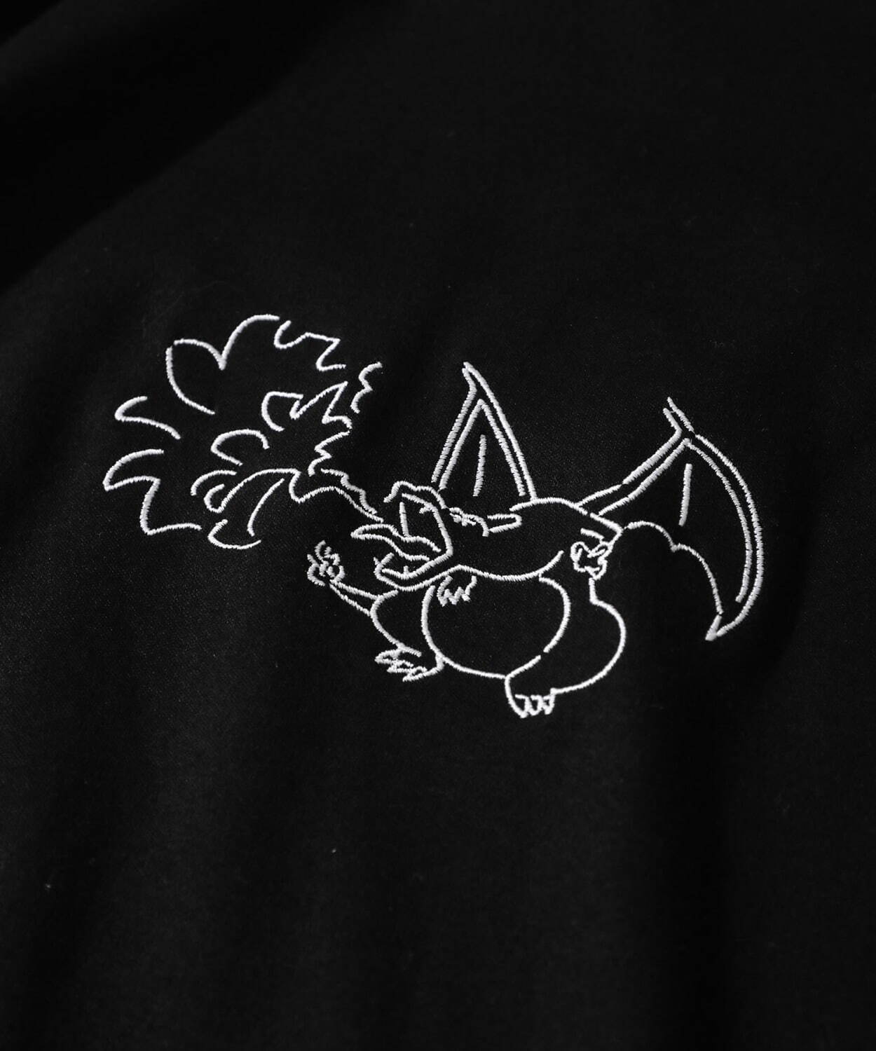 ⻑場雄×ポケモンカードゲーム、Tシャツのカスタム刺繍イベント全国パブリック トウキョウで｜写真4