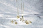 ノジェス(NOJESS), ヨンドシー(4℃), スタージュエリー(STAR JEWELRY), アガット(agete), アベリ(AbHerï), イー・エム(e.m.), サマンサティアラ(Samantha Tiara), アンテプリマ(ANTEPRIMA), ヴァン クリーフ＆アーペル(Van Cleef & Arpels), ポメラート(Pomellato), ジャスティン デイビス(JUSTIN DAVIS), ヴィヴィアン・ウエストウッド(Vivienne Westwood) クリスマスジュエリー2021｜写真8