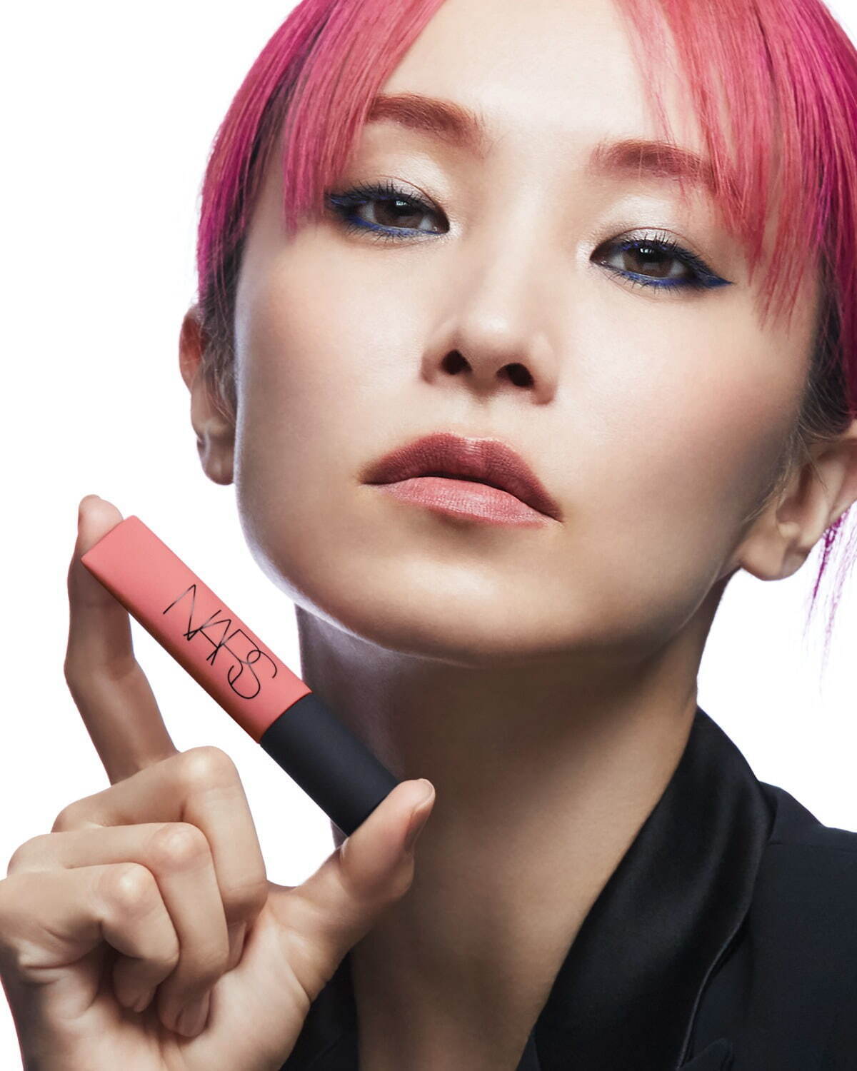 NARS21年秋“空気にキス”されるような軽やかマットリップに新色、上品ローズや鮮烈レッド｜写真6