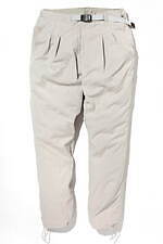 ノンネイティブ×グラミチのイージーパンツ、スラックス仕様に吸水速乾素材を採用｜写真7