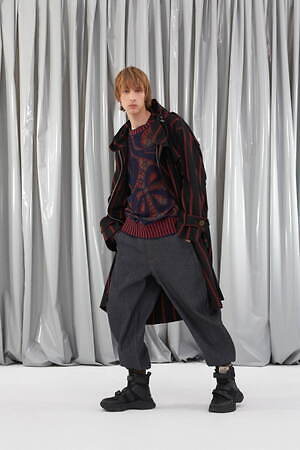 ヴィヴィアン・ウエストウッド マン(Vivienne Westwood MAN) 2021-22年秋冬メンズコレクション  - 写真17