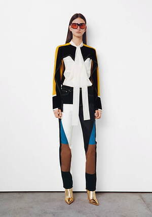 バーバリー(BURBERRY) 2022年リゾートウィメンズ&メンズコレクション シルエット - 写真1