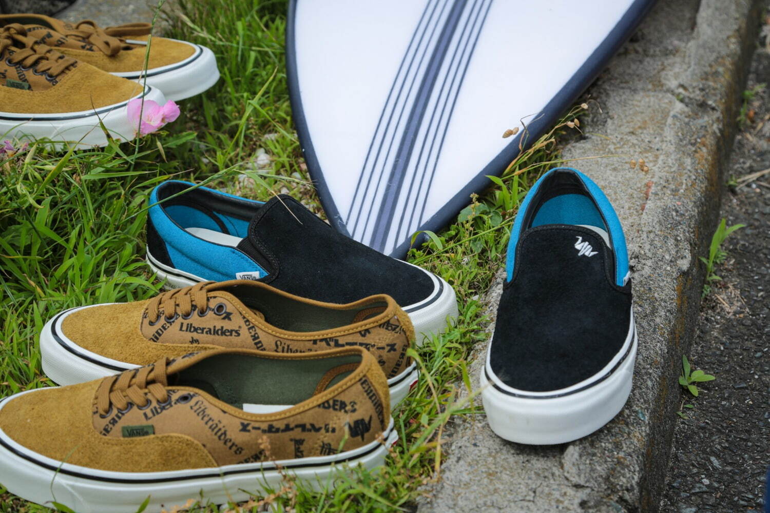 リベレイダース×VANS初のコラボスニーカー、“折鶴”刺繍のアッパーにロゴ入りクリアソール｜写真22