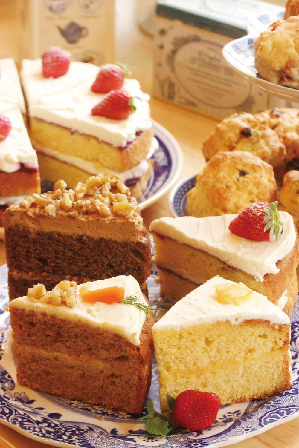 ハーブストーリーカフェ／ケーキ各種 1ピース 648円～