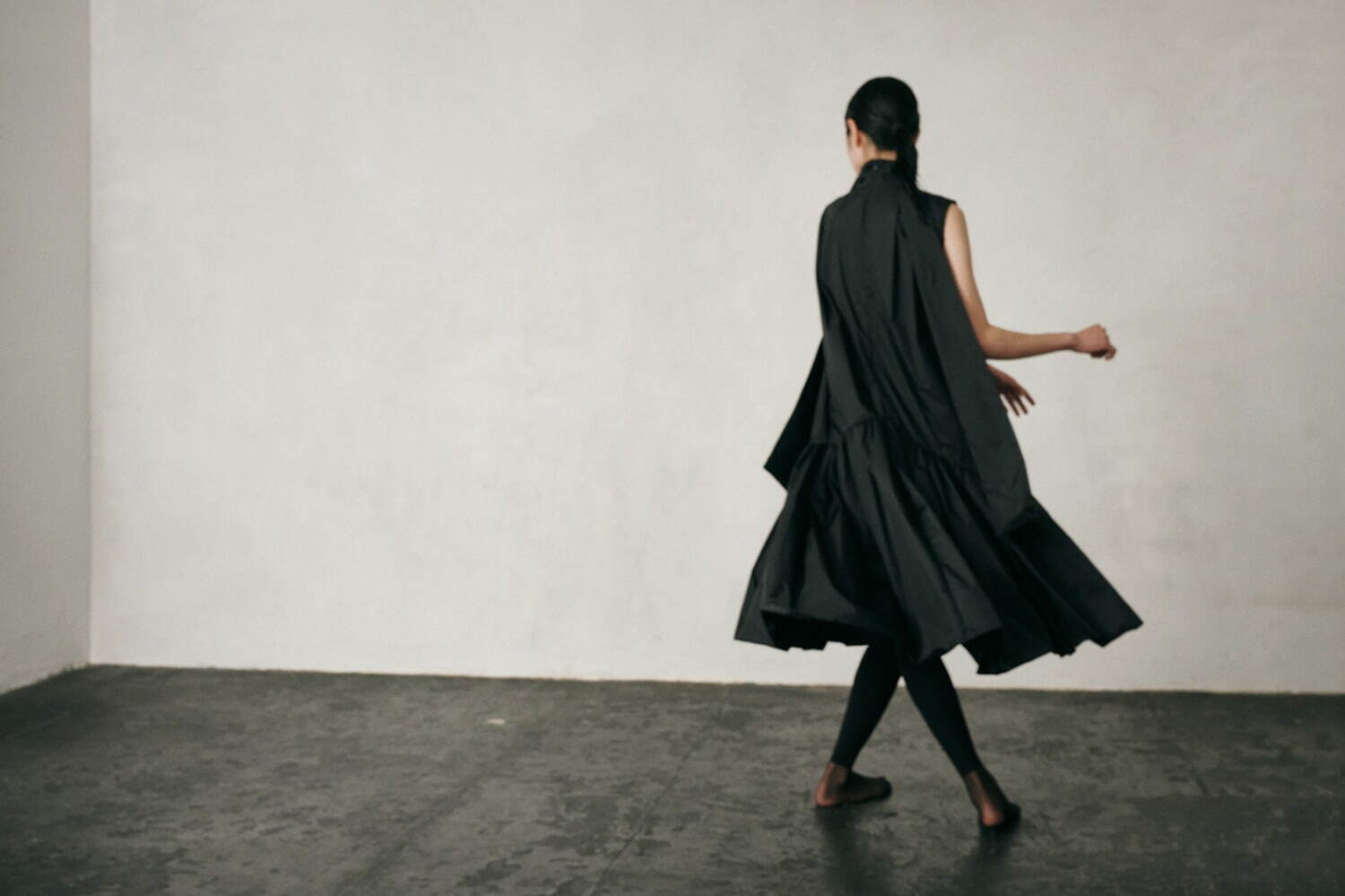 ディア ダンスキン(DEAR DANSKIN) 2021-22年秋冬ウィメンズコレクション  - 写真1