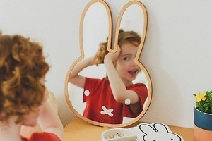 ミッフィー×スタディオクリップのコラボ雑貨、ミッフィー型ウォールミラー＆ボリス柄ネイルシール