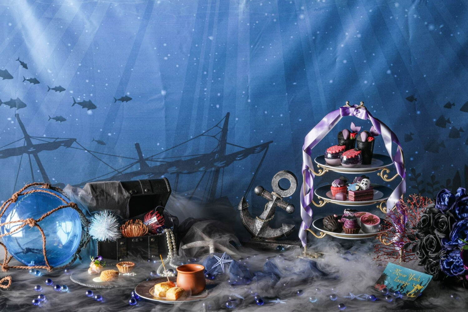 『人魚姫』海の魔女の世界をバイオレットスイーツで表現、ストリングスホテル 名古屋のアフタヌーンティー｜写真1