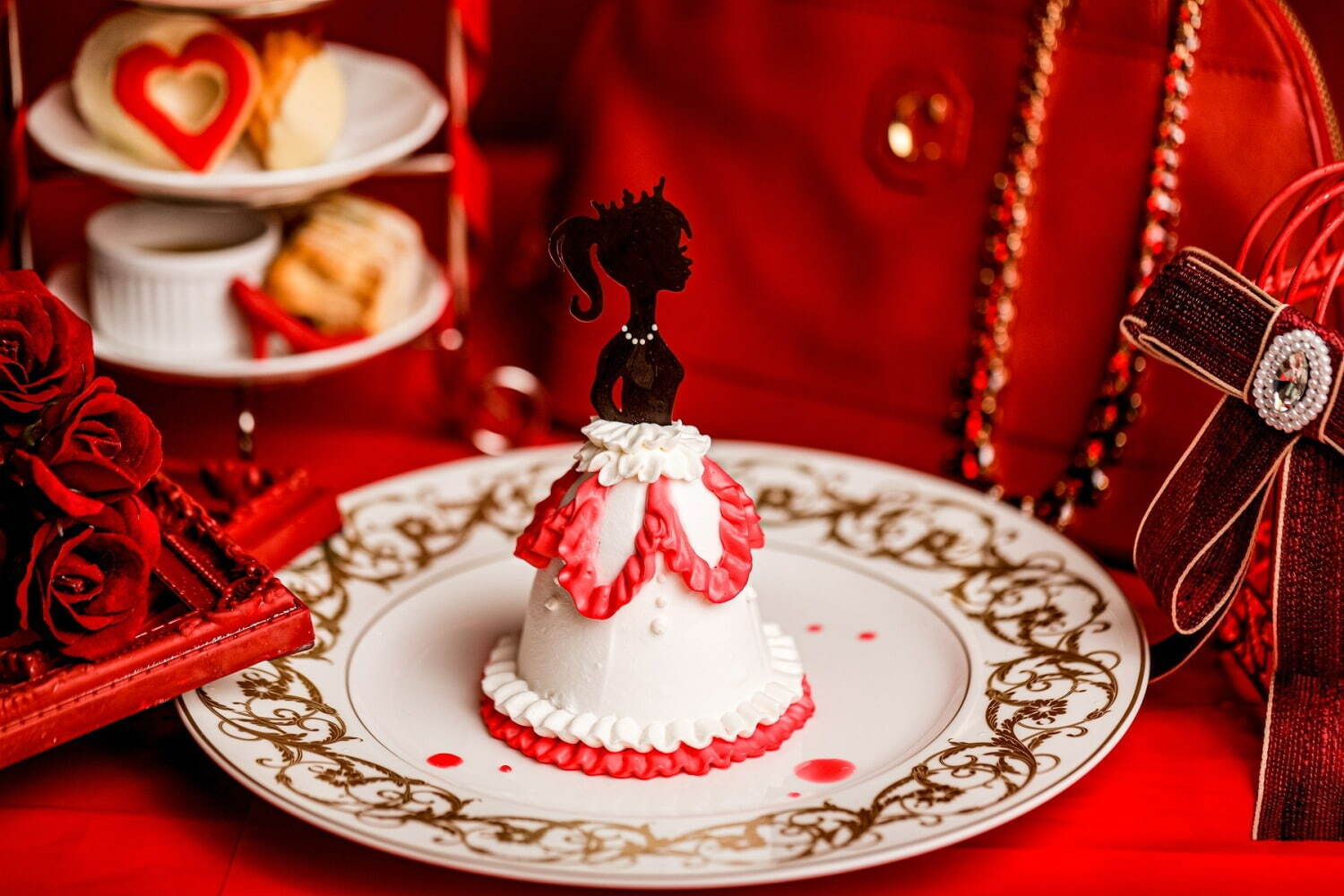 大阪「プリンセスアフタヌーンティー」プリンセスケーキやハイヒールチョコを好きな色で“カラーコーデ”｜写真17