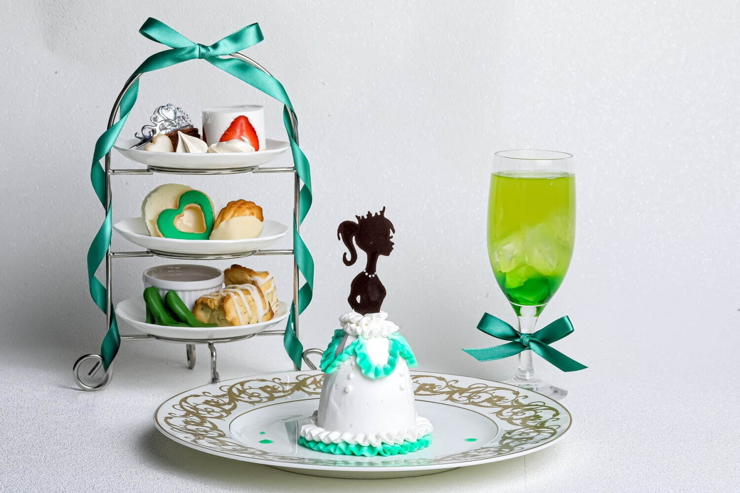 大阪「プリンセスアフタヌーンティー」プリンセスケーキやハイヒールチョコを好きな色で“カラーコーデ”｜写真8