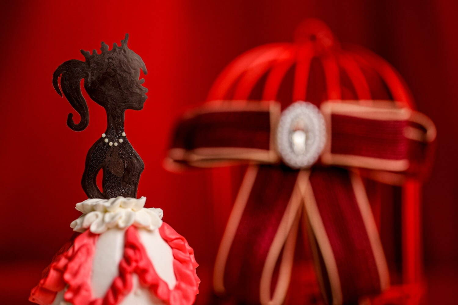 大阪「プリンセスアフタヌーンティー」プリンセスケーキやハイヒールチョコを好きな色で“カラーコーデ”｜写真5