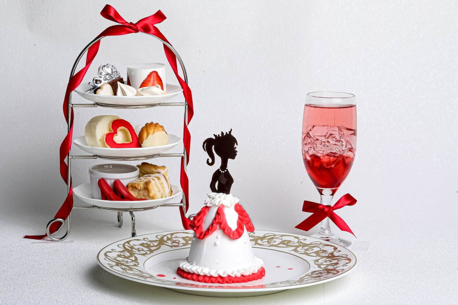 大阪「プリンセスアフタヌーンティー」プリンセスケーキやハイヒールチョコを好きな色で“カラーコーデ”｜写真9