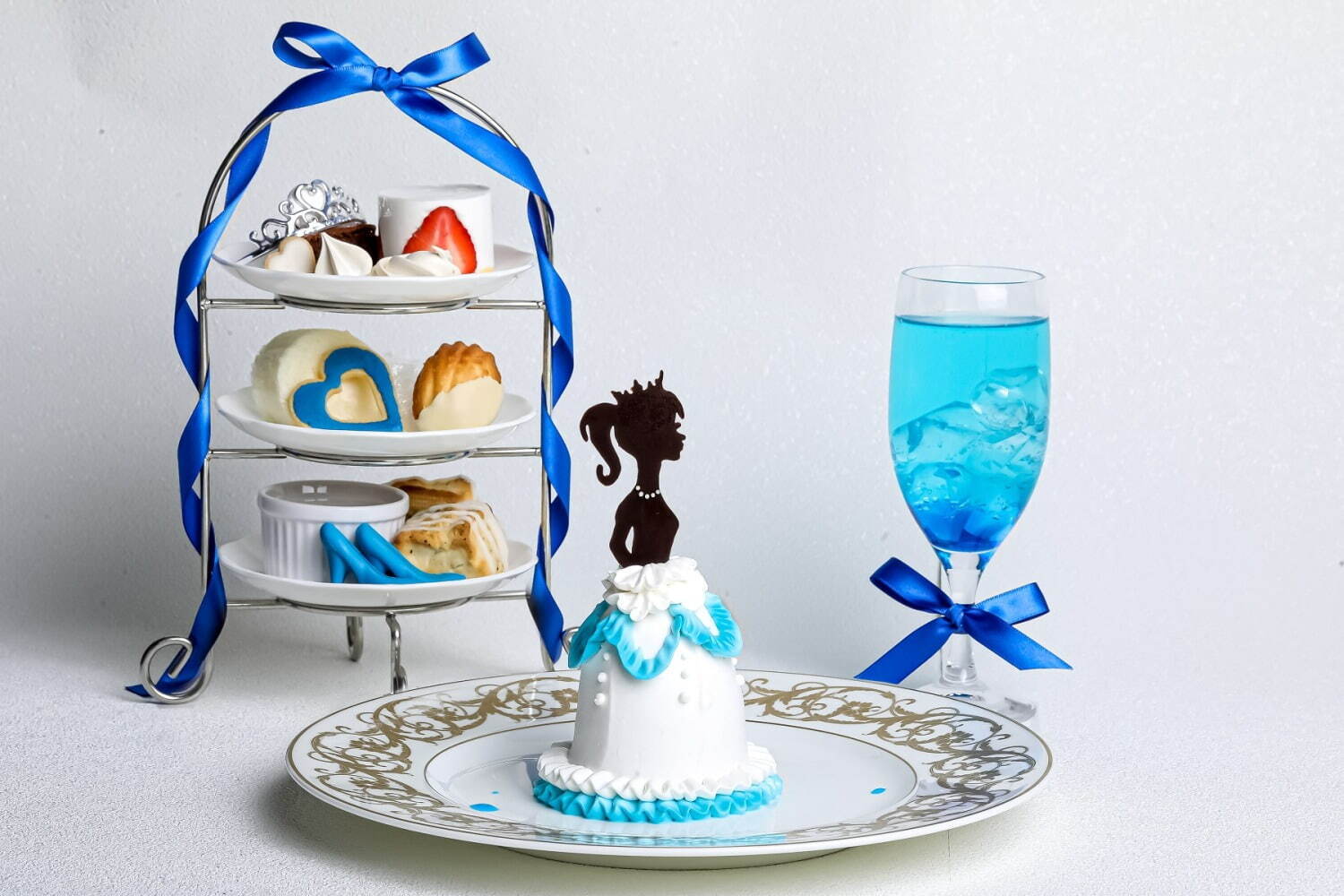 大阪「プリンセスアフタヌーンティー」プリンセスケーキやハイヒールチョコを好きな色で“カラーコーデ”｜写真11
