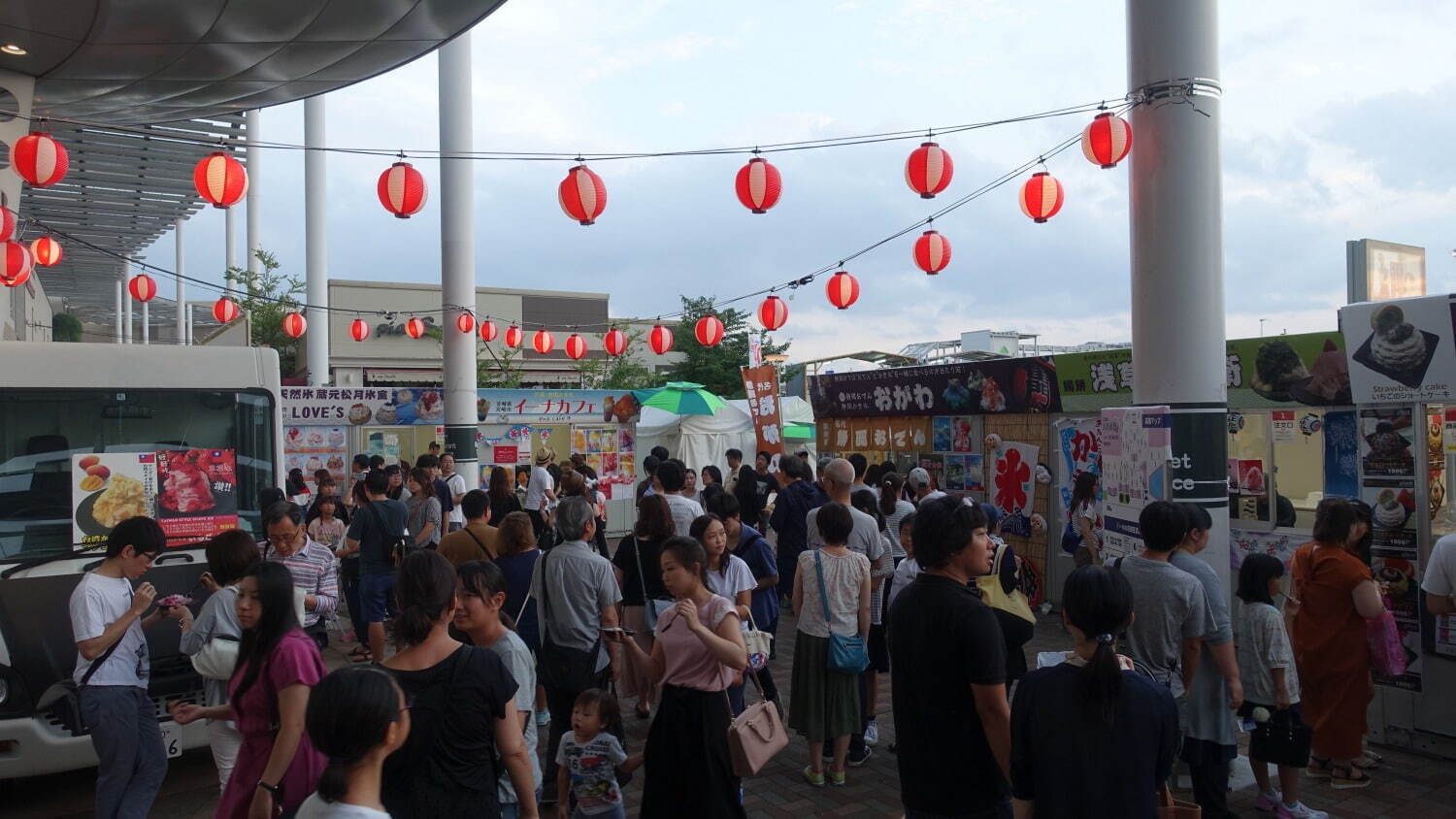 「ご当地かき氷祭 2021」越谷イオンレイクタウンに人気店やアジアのご当地かき氷が集結｜写真33