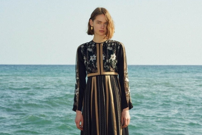 ミューラル 2021-22年秋冬 ウィメンズ コレクション