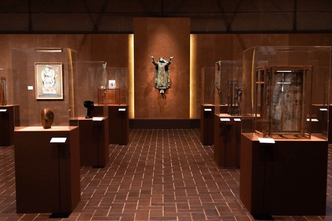 「Walls & Bridges」東京都美術館で -「記憶」を鍵に探る“生きるよすが”としてのアート