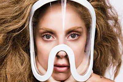 【動画】レディー・ガガ、アートのためにフルヌード披露