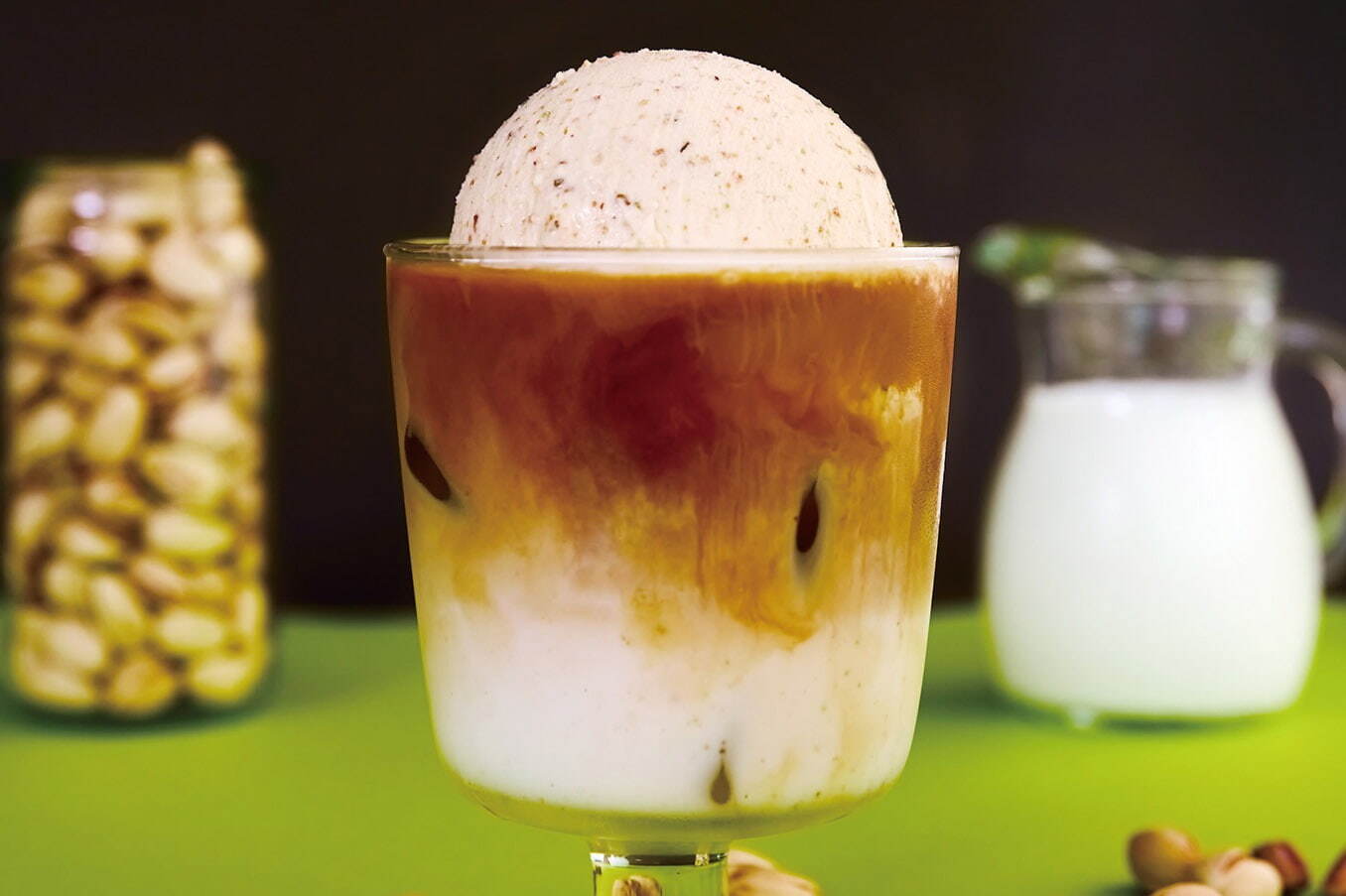 エスプレッソ｜猿田彦珈琲、ピスタチオアイスを乗せた10周年記念カフェラテフロート