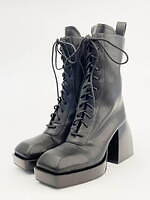 ジェフリーキャンベル“チャンキーヒール×スクエアトゥ”のブーツ、レースアップやロング丈で｜写真3