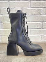 ジェフリーキャンベル“チャンキーヒール×スクエアトゥ”のブーツ、レースアップやロング丈で｜写真1