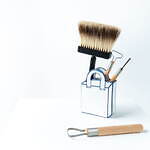 “旅”着想のバッグ型花瓶「はこぶかびん」陶芸家マリアンヌ・ハルバーグ×瀬戸焼、小物入れとしても活躍｜写真2