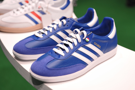 adidas 日本代表ピステ 2010年ワールドカップ仕様（adidas