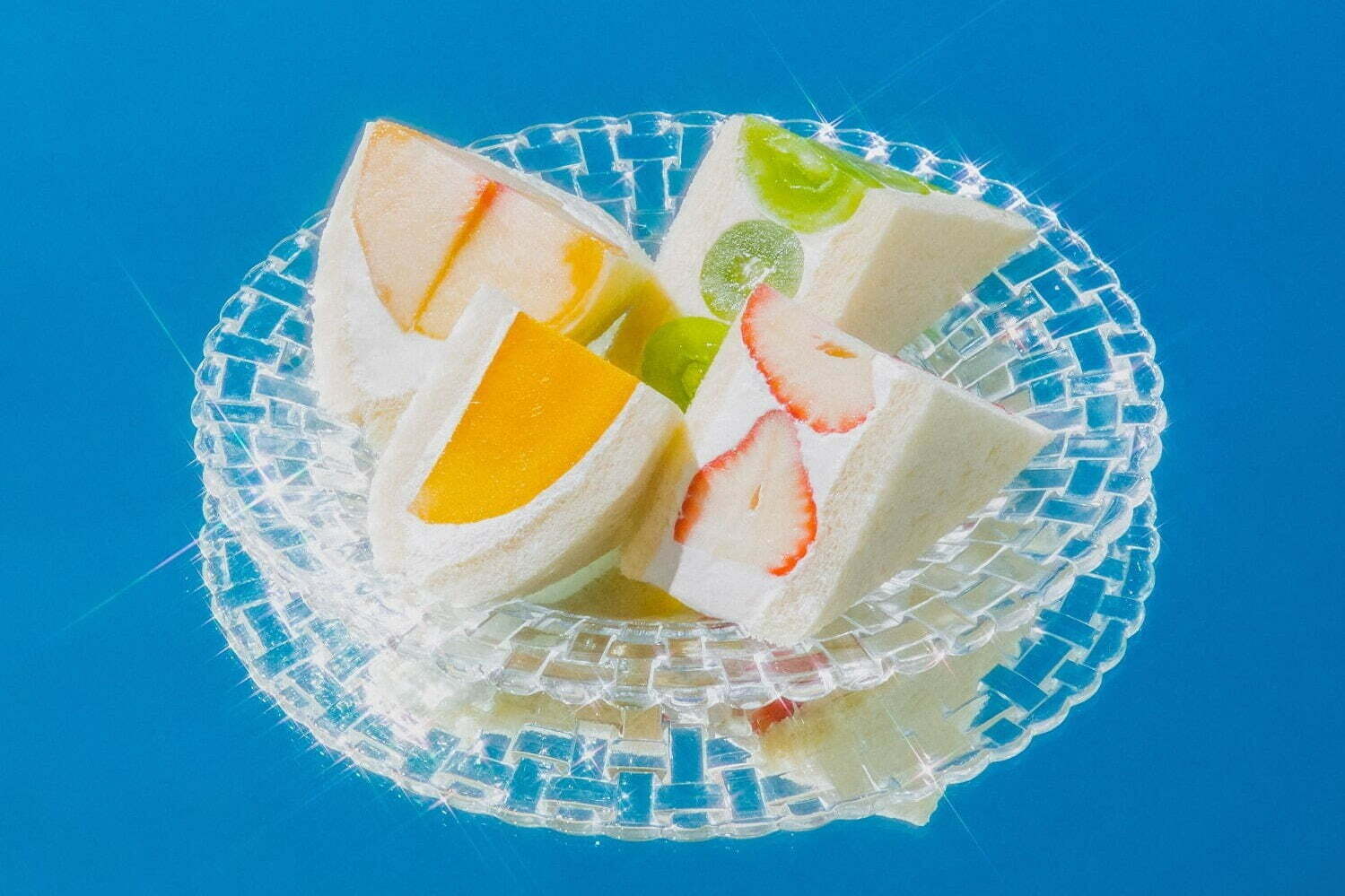 行列｜ヴィーガンフルーツサンド専門店「フルーツアンドシーズン」新作ハーフサイズ、伊勢丹新宿店で先行発売