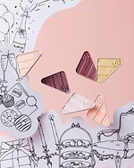 マリークヮント2021年秋コスメ、“カスタマイズできる”三角形の固形リップ＆アイライナーなど｜写真2