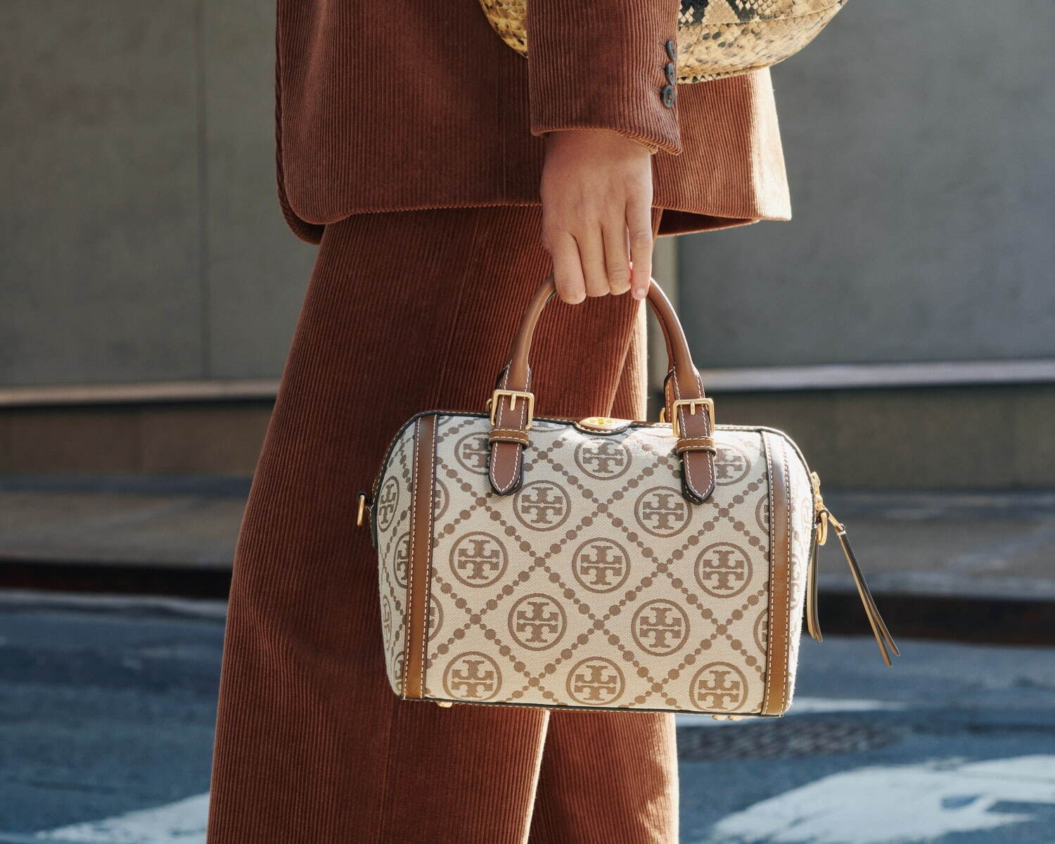 即日発送 TORY BURCH モノグラム ジャカード ミニトート ブラウン