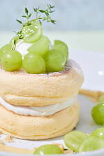 フリッパーズ(FLIPPER'S) 奇跡のパンケーキ 濃密シャインマスカット｜写真2