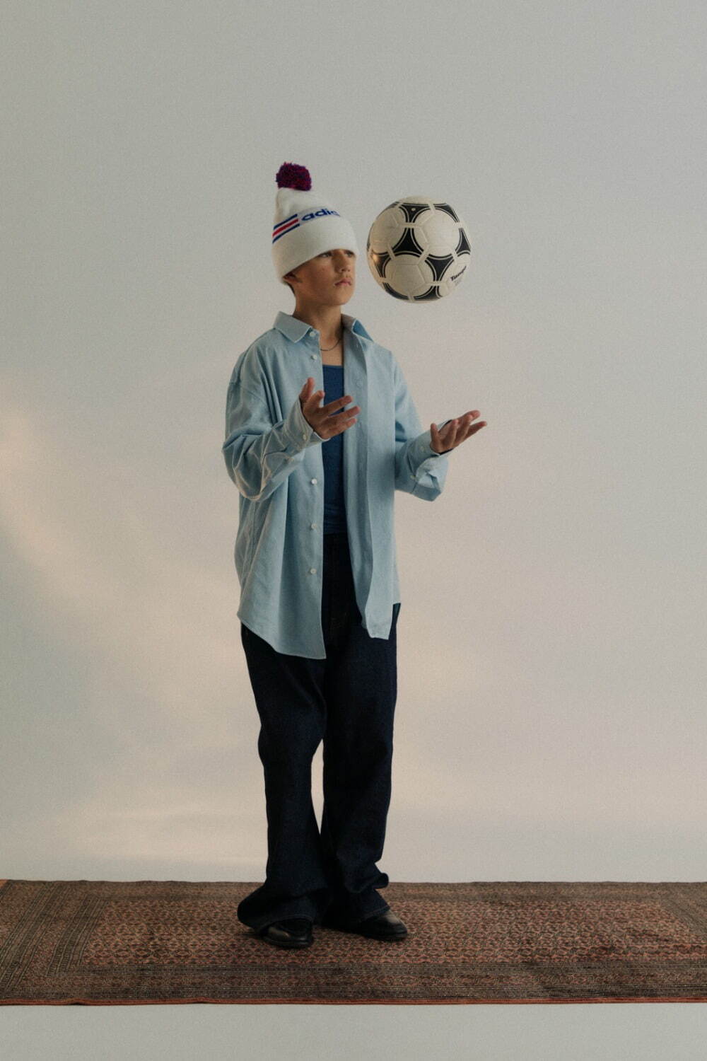 ネヴァーフォーゲット 2022年春夏｜ デニムパンツ