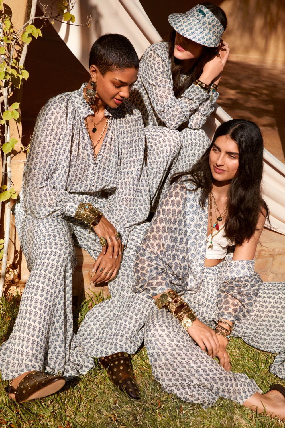 H&M×サビアサチ“インドの織物＆伝統工芸”着想のウェアやアクセサリー、華やかなカフタンなど｜写真66