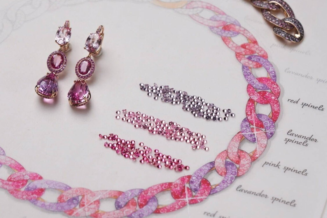 ポメラート初のエキシビション「ポメラート展」が表参道ヒルズで開催、アーカイブから最新ジュエリーまで